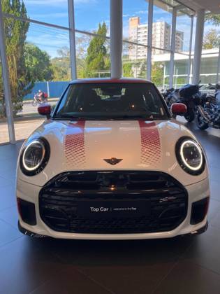 MINI COOPER 2.0 16V TWINPOWER GASOLINA JOHN COOPER WORKS 2P STEPTRONIC MINI COOPER 2.0 16V TWINPOWER GASOLINA JOHN COOPER WORKS 2P STEPTRONIC